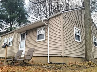 1881 9th St SW, Akron, OH 44314