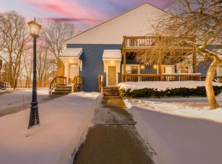45000 Bayview Dr APT 2, Novi, MI 48377