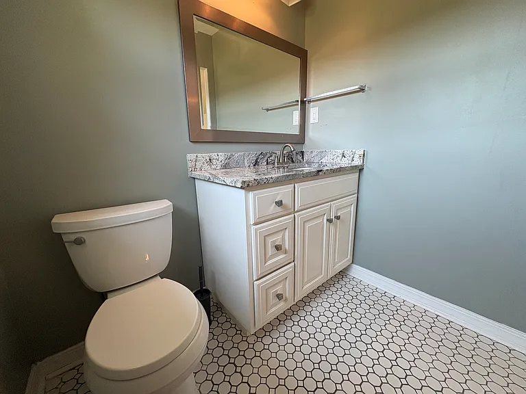 Half Bath - Connected to Bedroom 3 (Master)