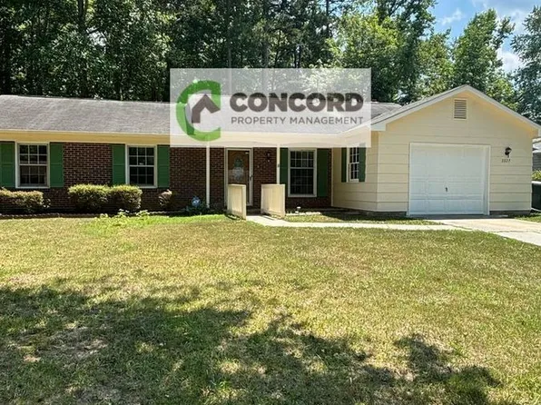 3327 Darden Rd, Greensboro, NC 27407