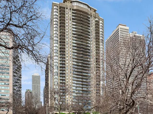 1040 N Lake Shore Dr APT 37A, Chicago, IL 60611