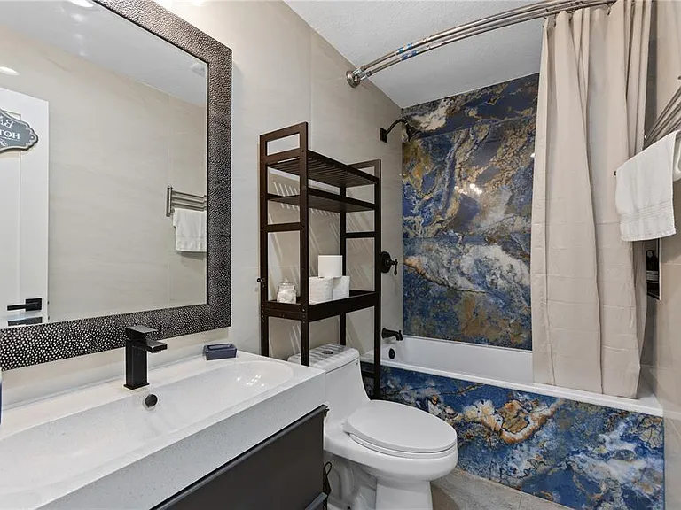 6822 S Wall St — Photo 23