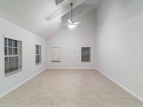 2nd image of 315 Ravens Crest Dr