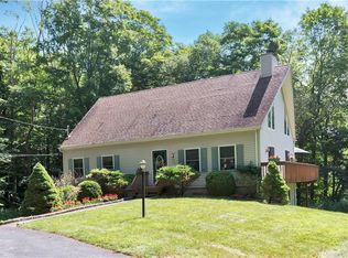 320 Dennytown Rd, Putnam Valley, NY 10579