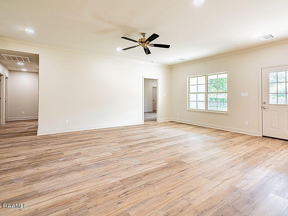 2nd image of 108 Sorrel Dr