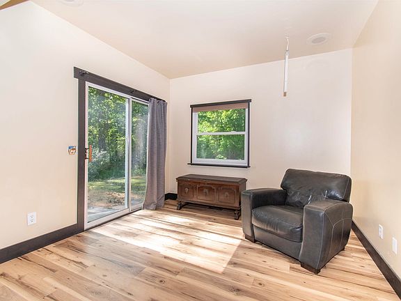 5th image of 9903 Circlewood Dr