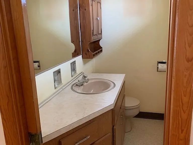 533 Indiana St — Photo 14