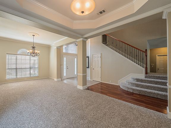 5th image of 3001 Saint Lynda Dr