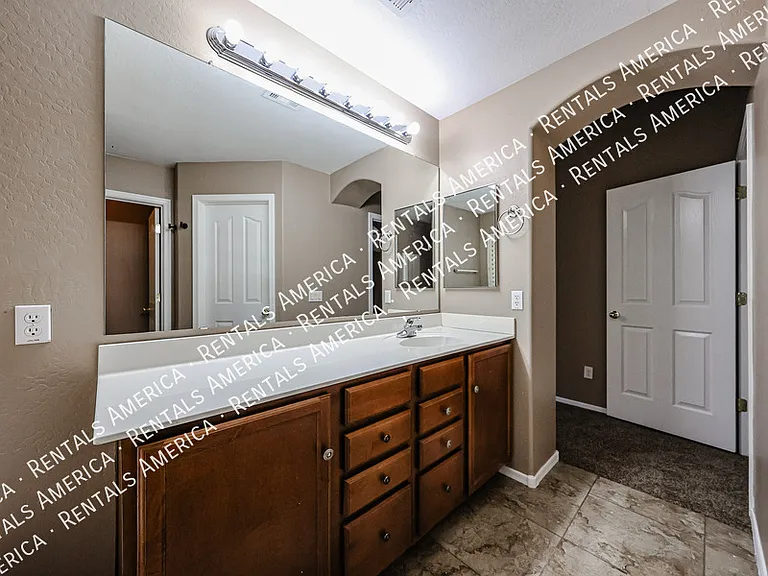 36322 W Alhambra St — Photo 19