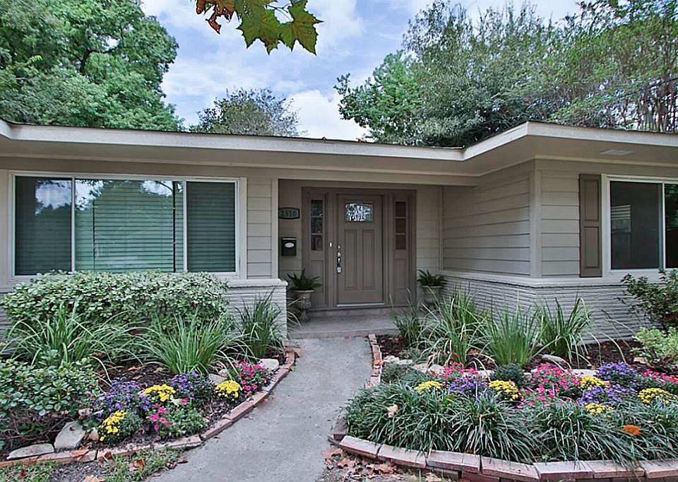 1st image of 2310 Poinciana Dr
