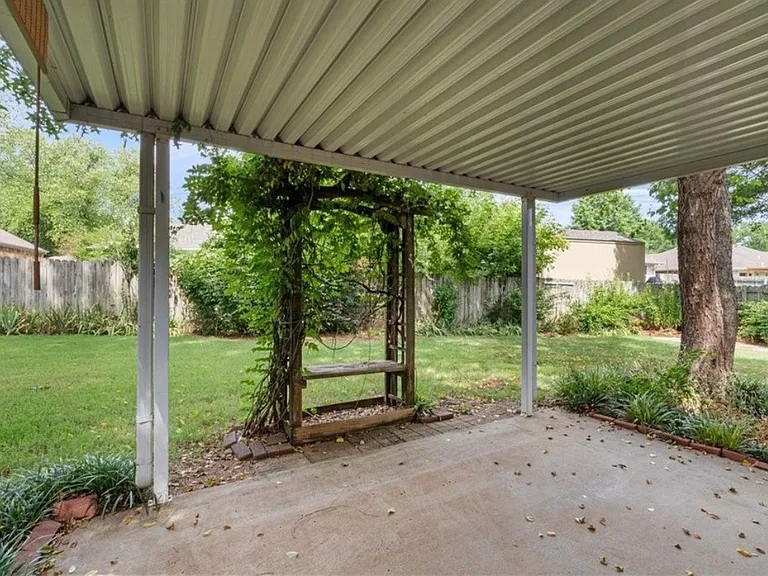 889 S Parkwood Dr — Photo 19