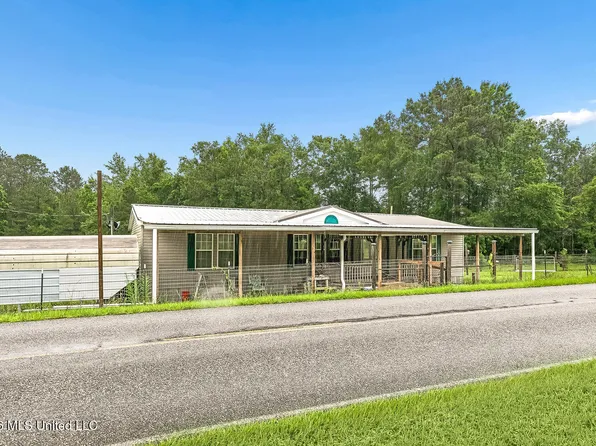918 Spring Hill Rd, Poplarville, MS 39470