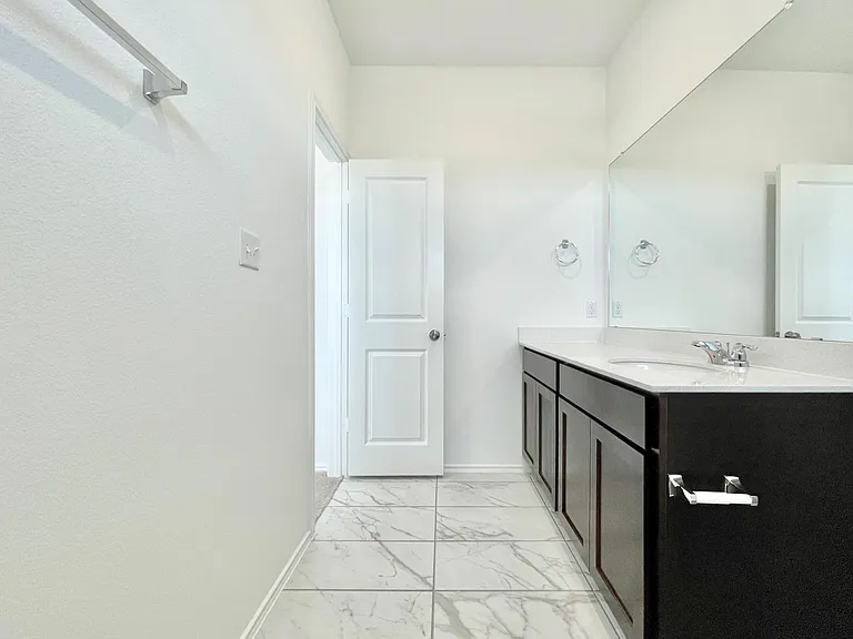 1517 Cobblecrest Ln — Photo 28