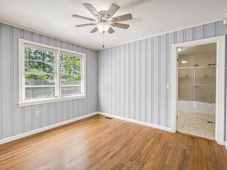 2107 Long Shadow Ln — Photo 20
