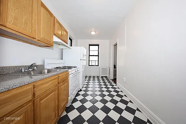 Rented by Corcoran | media 17