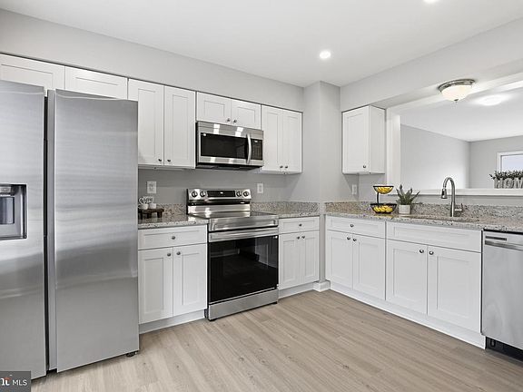 2nd image of 309 Moseby Ct