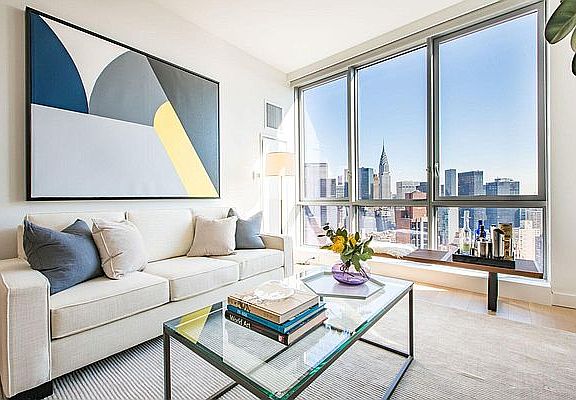 3rd image of 160 Madison Ave APT 33D