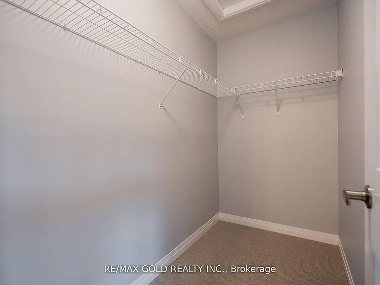 4064 Maitland St — Photo 18