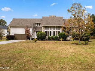 310 Embassy Cir, Wilmington, NC 28412