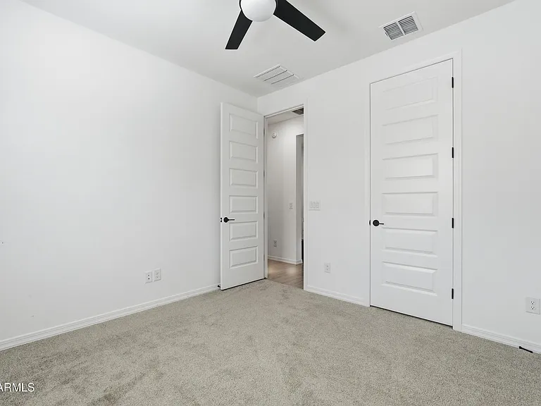 4650 W Gilbert Ct — Photo 14