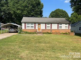 1009 Tilden Rd, Charlotte, NC 28214