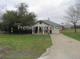 841 Eastridge Cir, Red Oak, TX 75154