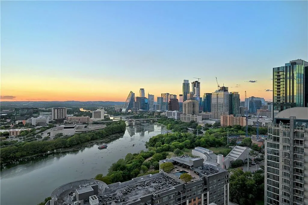 1 bed, 1.0 bath, 615 sqft, $3,500 — Photo 1