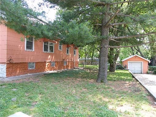 5th image of 2259 Elizabeth Ave
