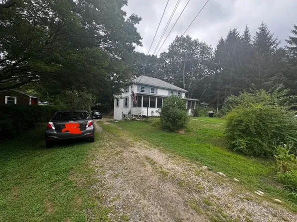 98 Steere Farm Rd, Harrisville, RI 02830