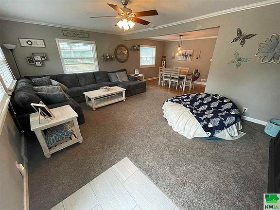 2nd image of 3134 Orleans Ave
