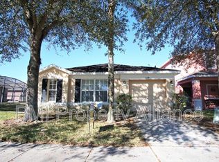 104 Blue Jay Way, Davenport, FL 33896