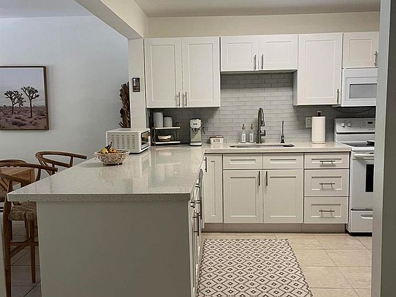 3rd image of 2307 S Cypress Bend Dr APT 207A