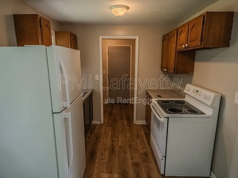 436 Lamplighter Ln — Photo 10