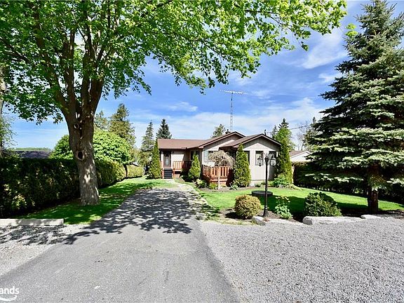 3rd image of 85 McGill Dr