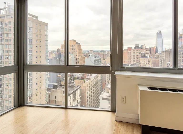 800 6th Ave #22C — Photo 7