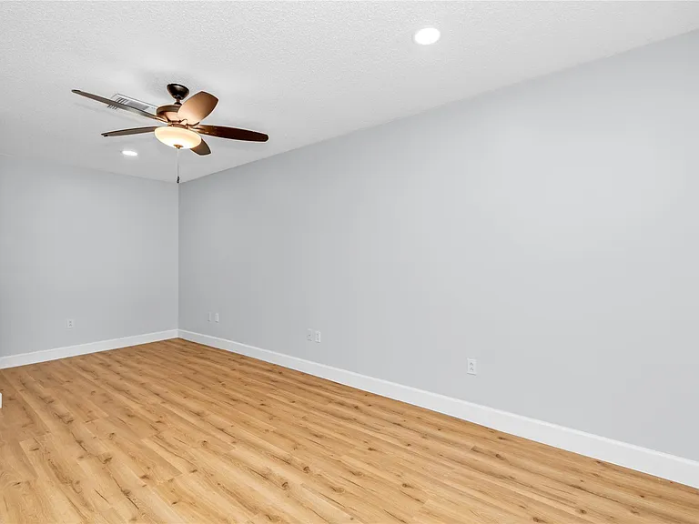 11018 Long Gate Dr — Photo 9
