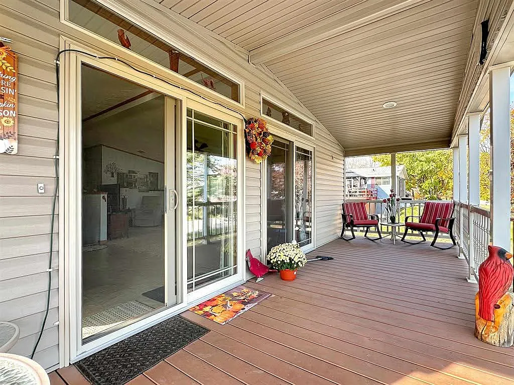 3 bed, 1650 sqft, $2,050 — Photo 3