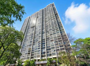 2800 N Lake Shore Dr APT 3215, Chicago, IL 60657