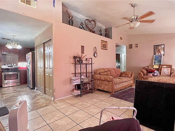 4th image of 2411 Sunset Peak St