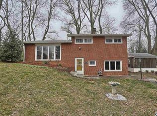 101 Clarkton Ct, Lemoyne, PA 17043