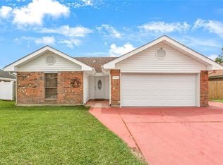 2536 Long Branch Dr, Marrero, LA 70072