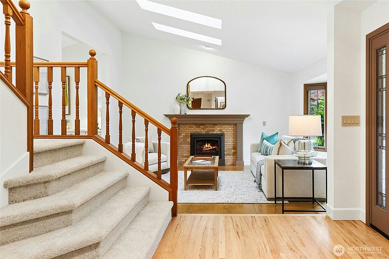 4th image of 16721 SE 35th Street