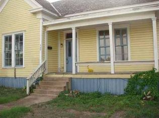 608 S Main St, Belton, TX 76513