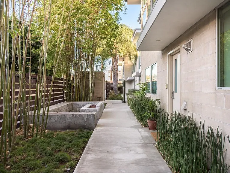 717 N Highland Ave #9 — Photo 12
