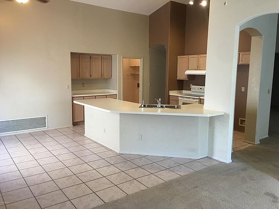 5th image of 2631 W Camino Hornos