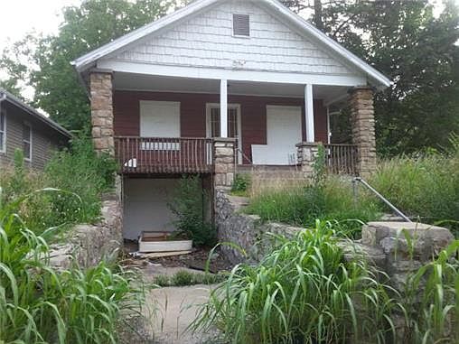 4th image of 7100 Bales Ave