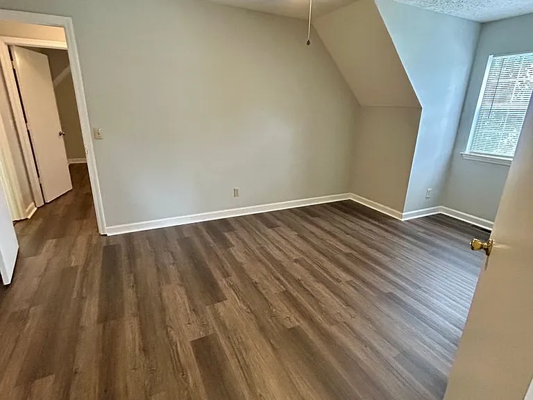166 Bordeaux Ln — Photo 15