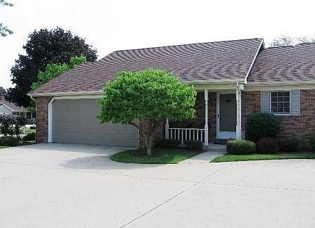 1st image of 1410-1 Pembroke Cir