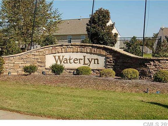 4th image of 11725 Regan Elizabeth Ct
