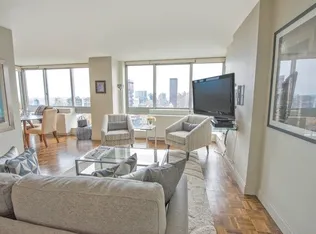 235 East 55th Street 45B image 1 of 8